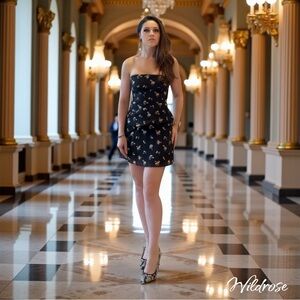 Roland Mouret Strapless Embroidered Floral Dress SZ 6